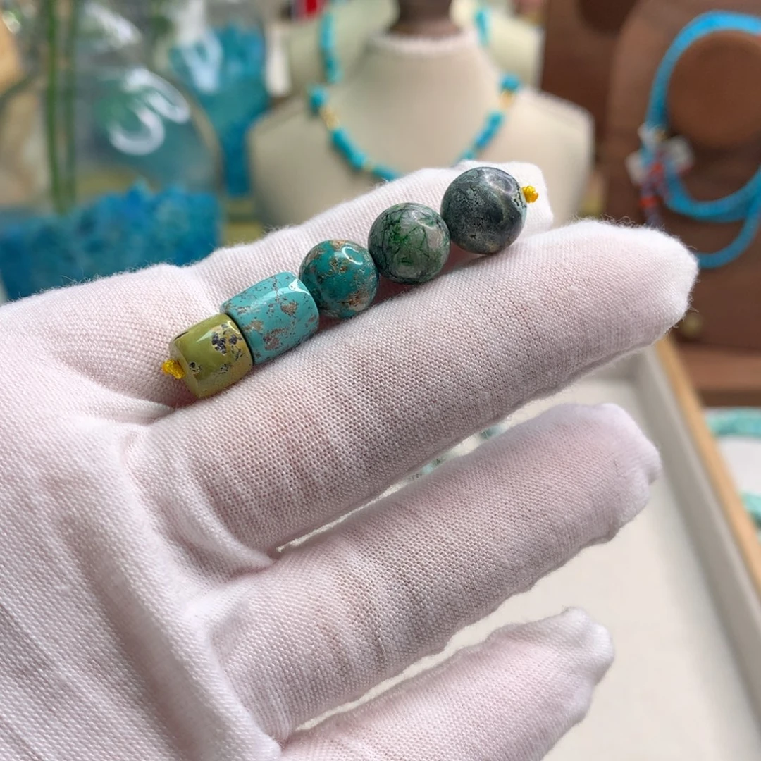 绿松石未镶嵌饰品