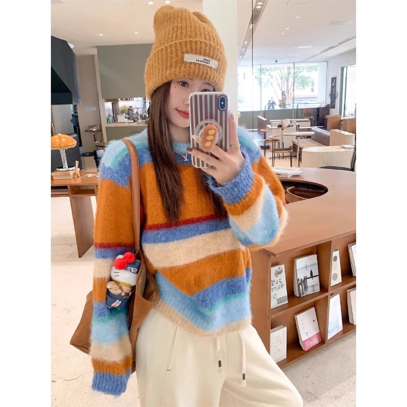 多巴胺彩色条纹圆领毛衣女2025冬季毛茸茸软糯减龄加厚针织衫上衣