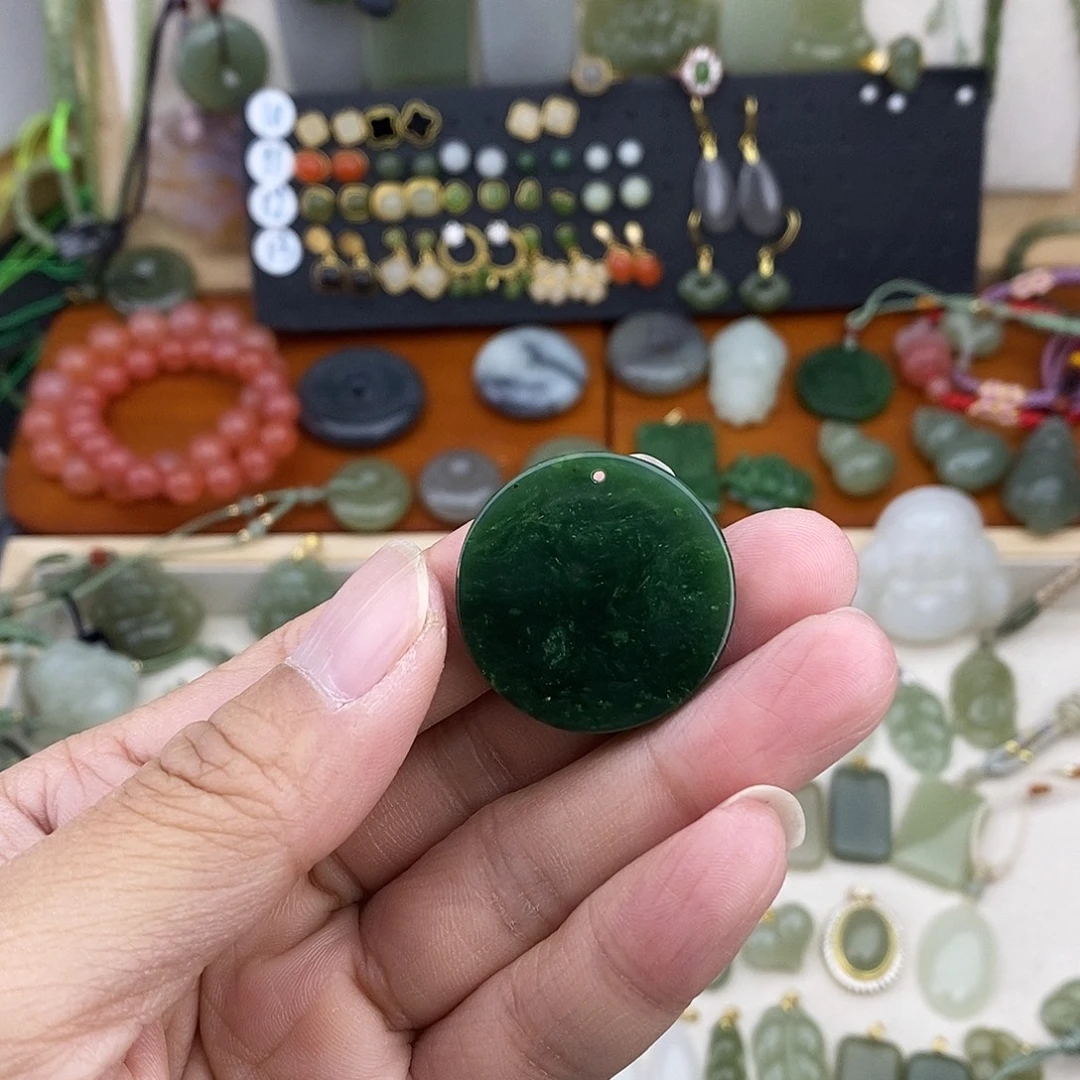 和田玉未镶嵌吊坠(不含链)