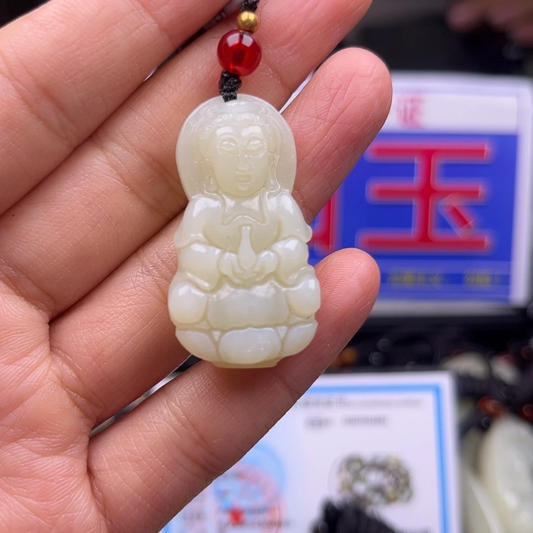 颈饰未镶嵌和田玉