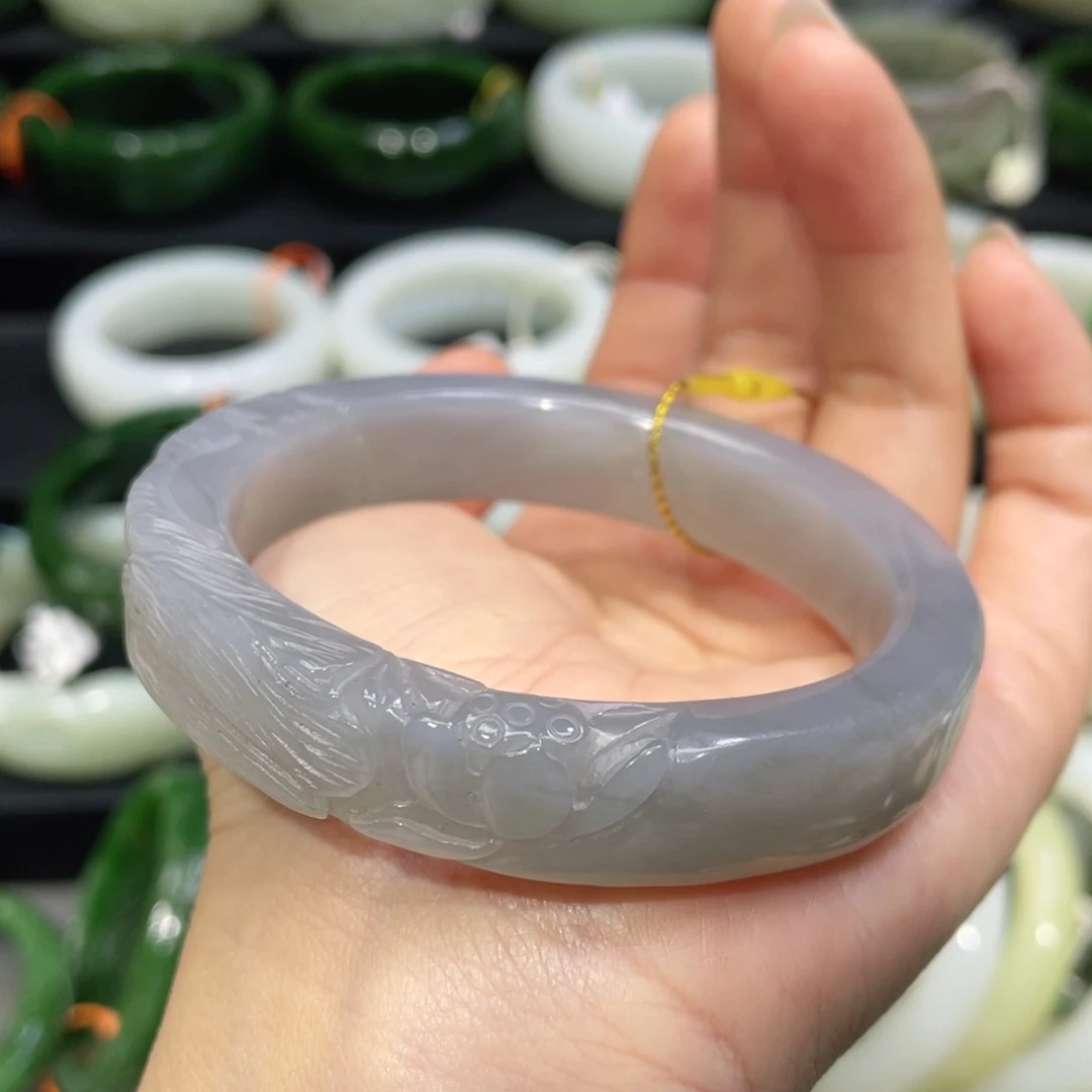 未镶嵌手镯和田玉64