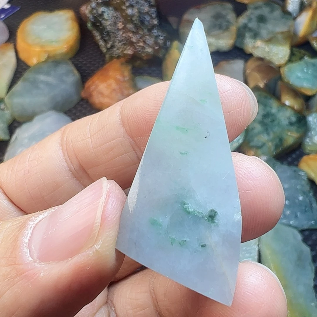 翡翠裸石缅甸翡翠