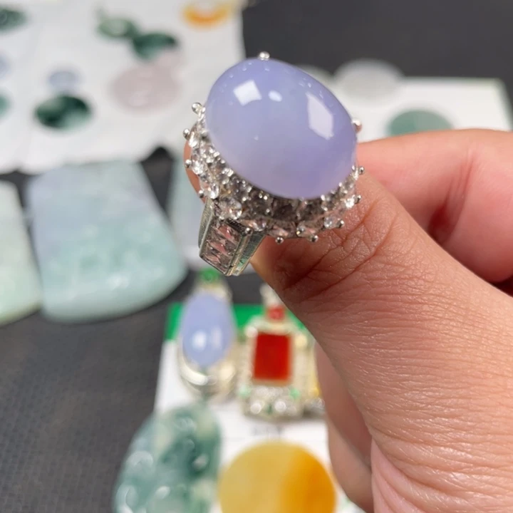 翡翠未镶嵌颈饰缅甸天然翡翠