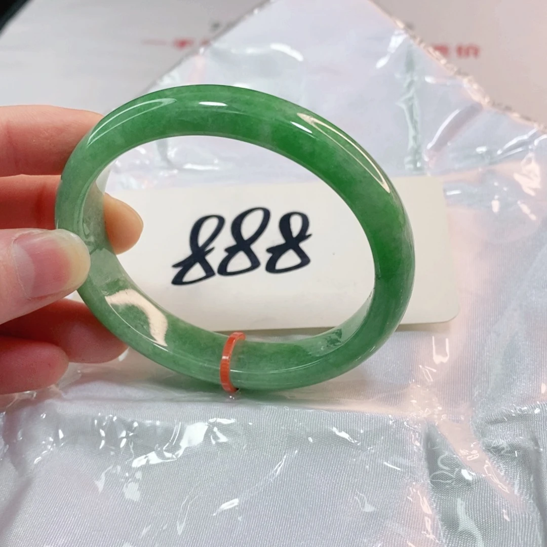 翡翠手镯未镶嵌56575657565756贵妃