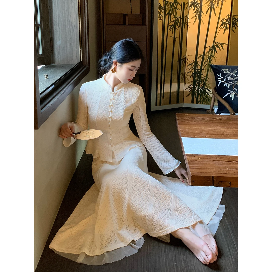 凌茜恣禾【静壁承辉】国风新中式杏色珍珠扣针织上衣气质半身裙套装