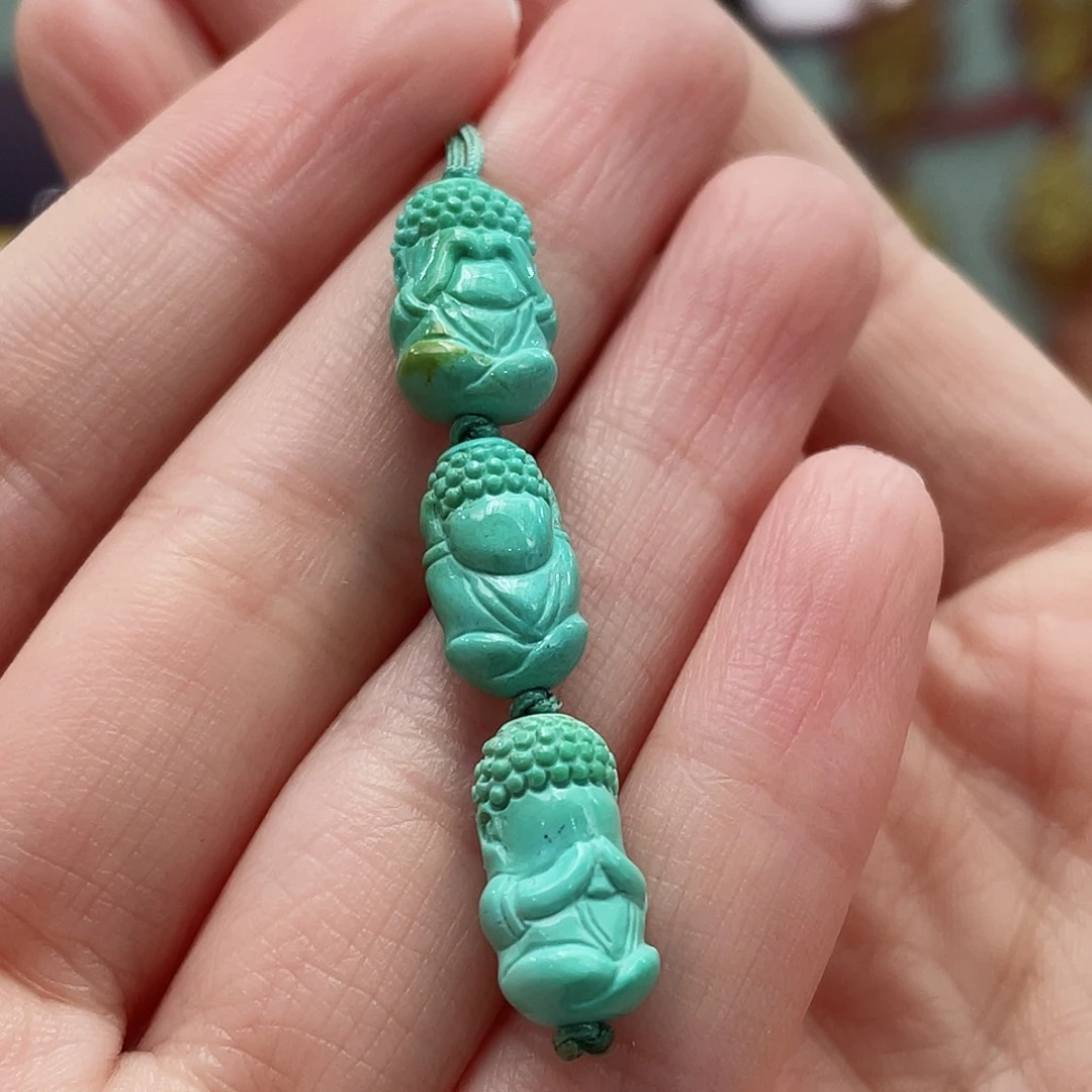 绿松石颈饰未镶嵌