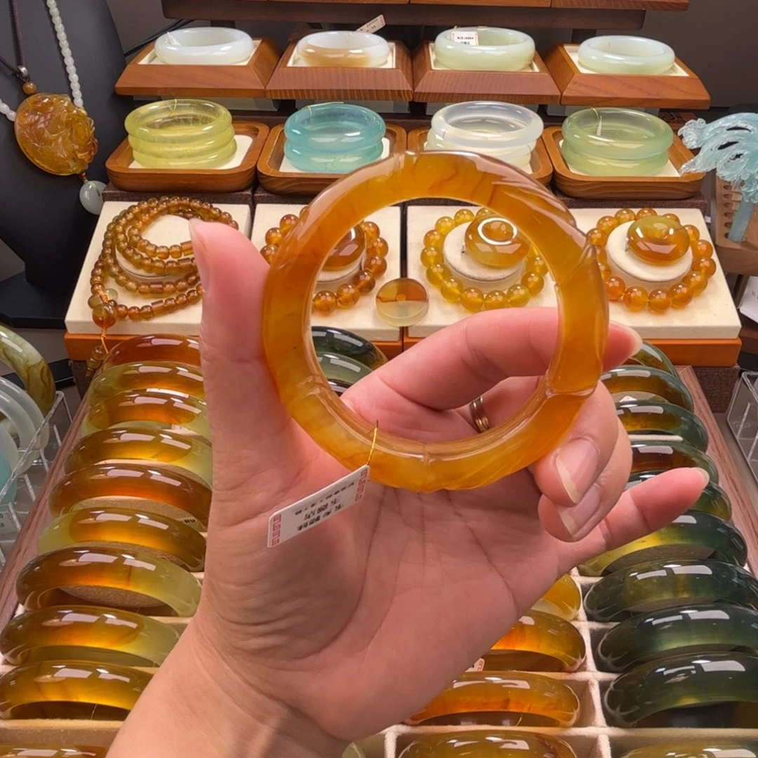 蛇纹石玉未镶嵌手镯56