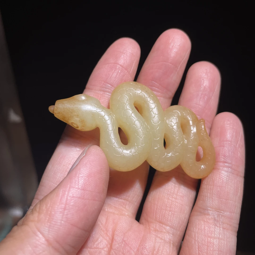 玲珑古玉收藏和田玉蛇