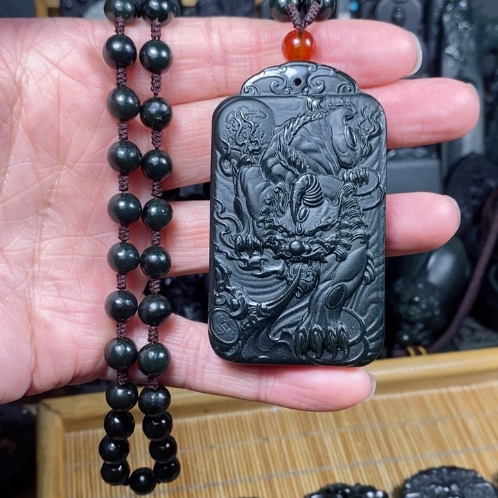 和田玉（青玉）颈饰未镶嵌