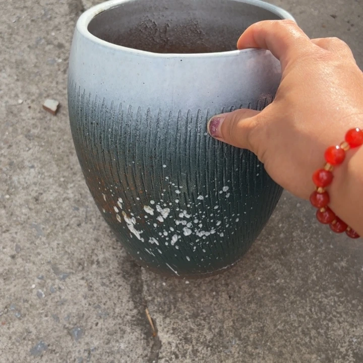 16/20瑕疵瑕疵的。