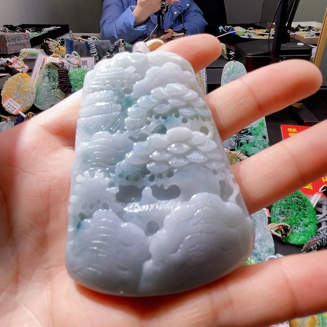 颈饰未镶嵌翡翠一