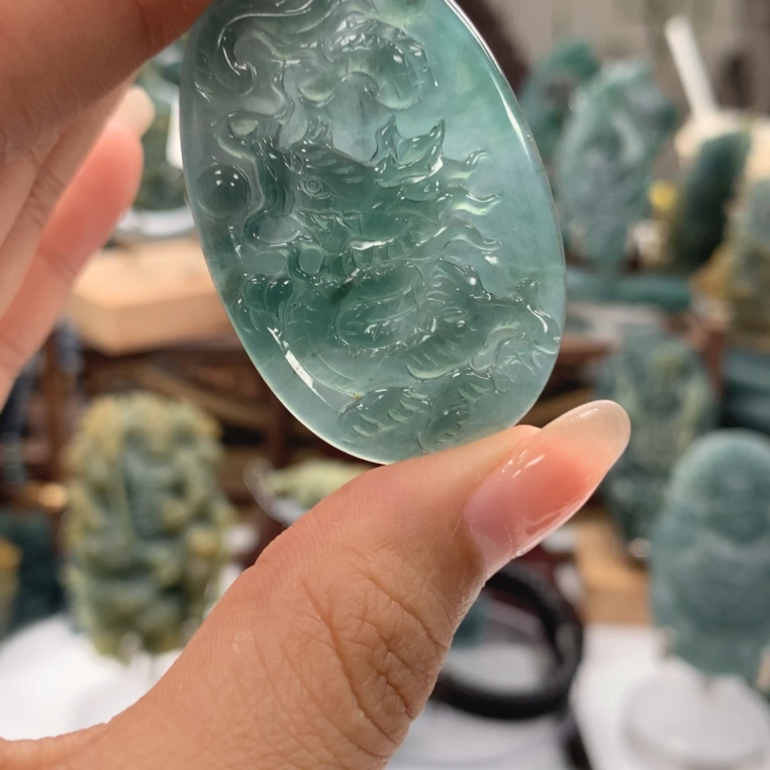 颈饰未镶嵌翡翠天然翡翠