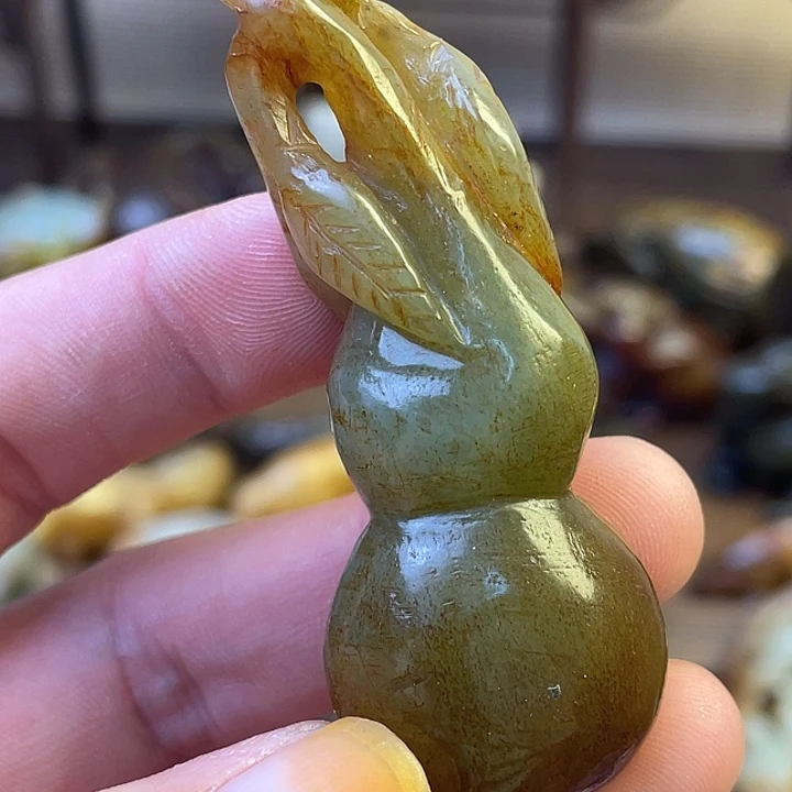 和田玉（糖玉）未镶嵌挂件