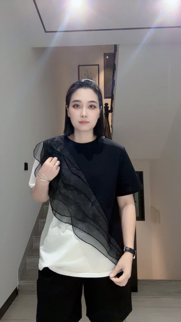 208#设计师款垫肩洋气显瘦宽松上衣