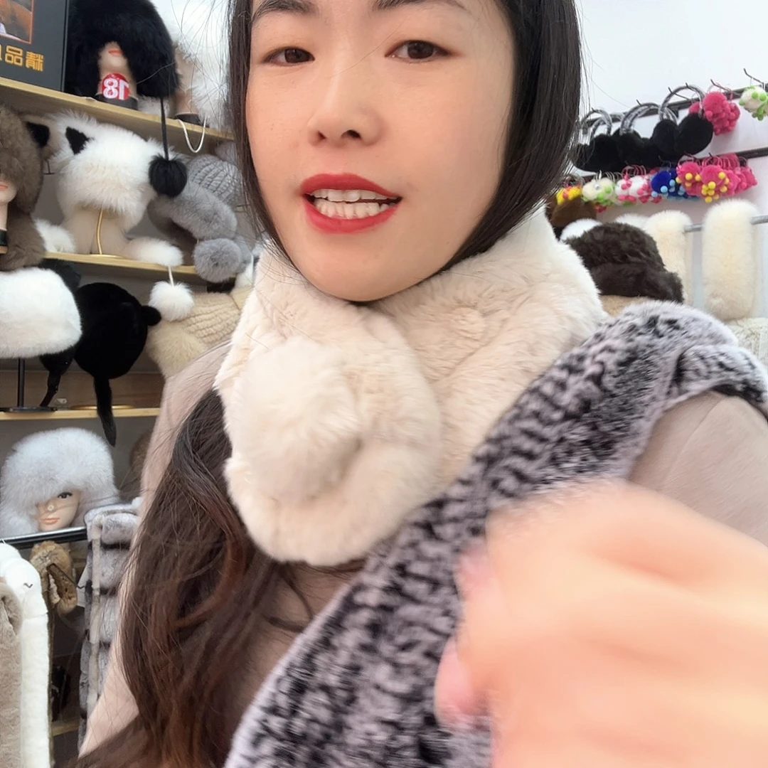 兔皮奶茶色兔毛瑕疵围巾