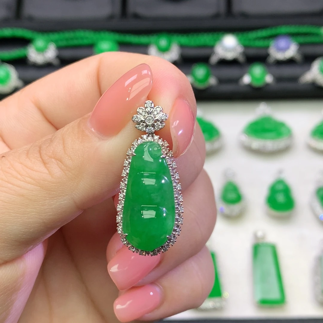 翡翠18K金镶嵌吊坠(不含链)