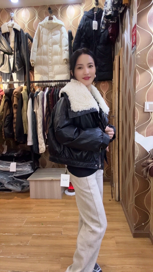 韩尤简同款百搭休闲皮油皮短款内胆鸭绒时尚外套