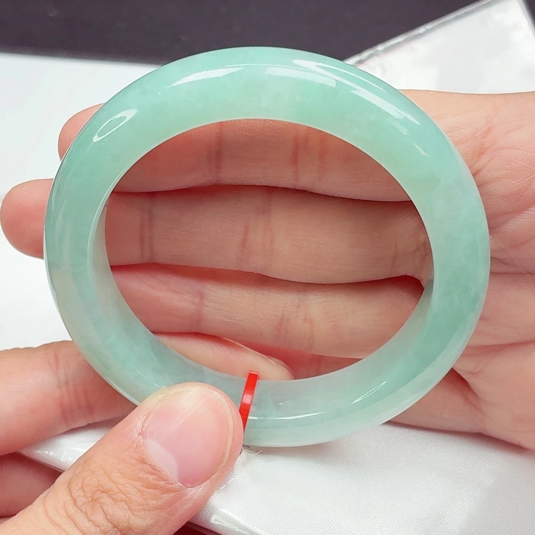 翡翠未镶嵌手镯55.7圈