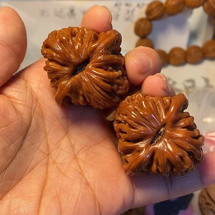 彭****把件文玩核桃四座楼