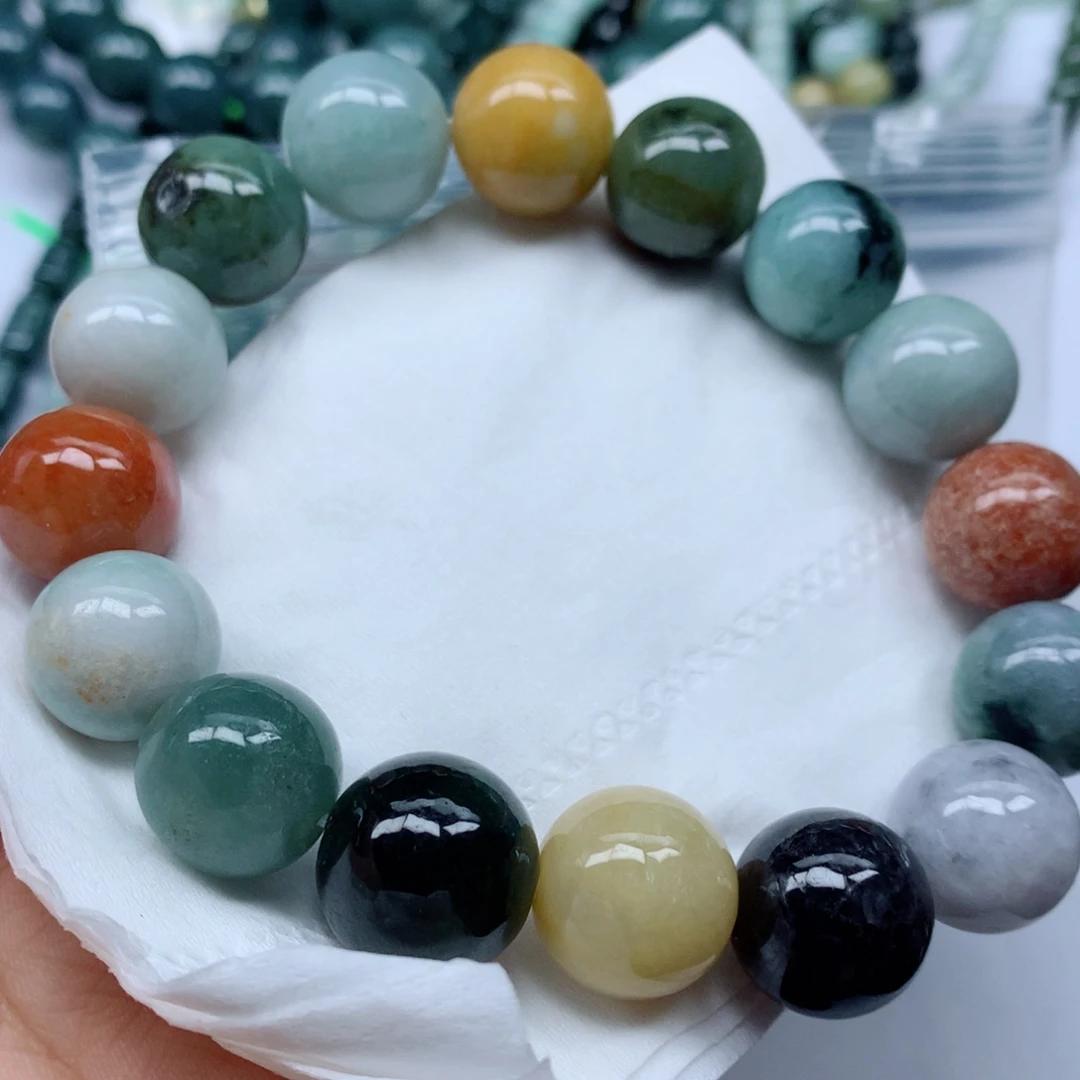 翡翠项链未镶嵌翡翠