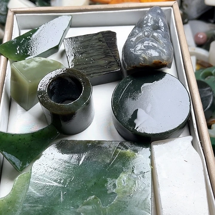 和田玉（糖玉）和田玉边角料9K金镶嵌孝*先