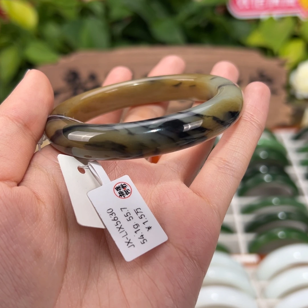 和田玉未镶嵌手镯新疆和田玉