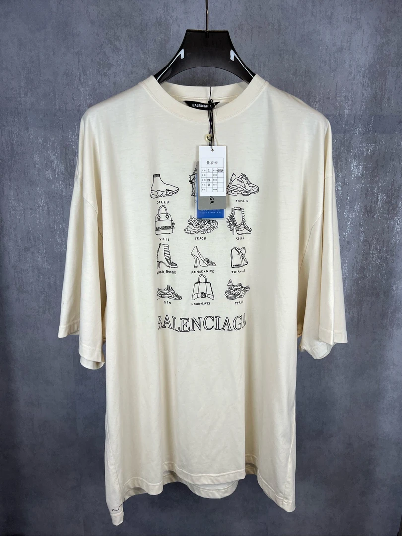 未使用 Balenciaga/巴黎世家 标志满LOGO短袖  S码 A10724