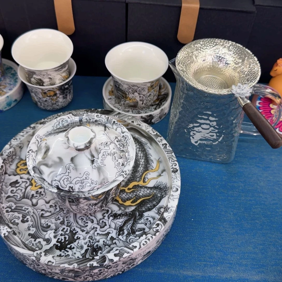 这些盖碗真好看！！！