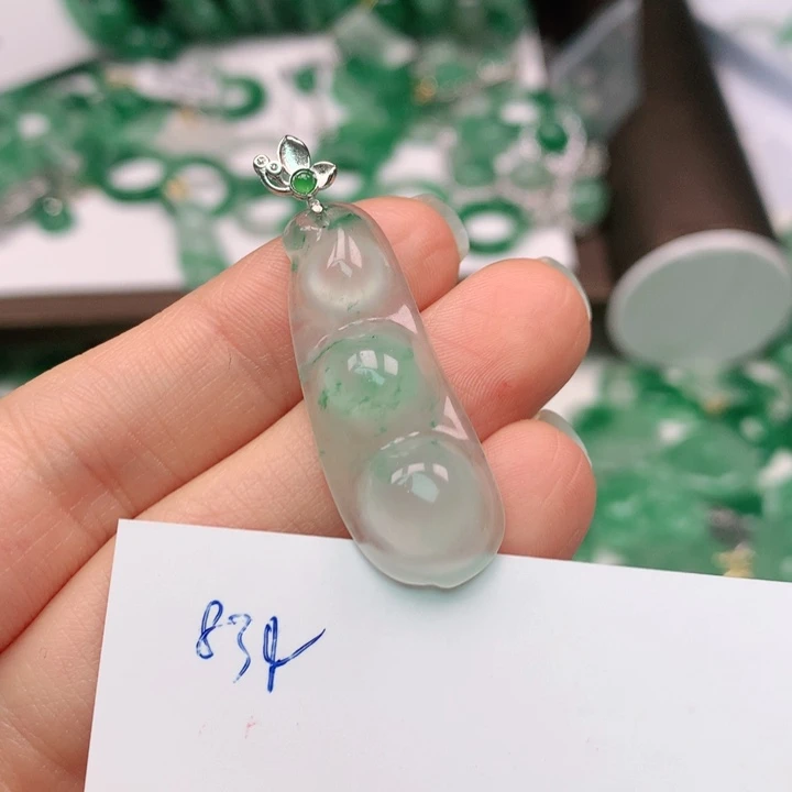 石英质玉颈饰银S925镶嵌玥**弯