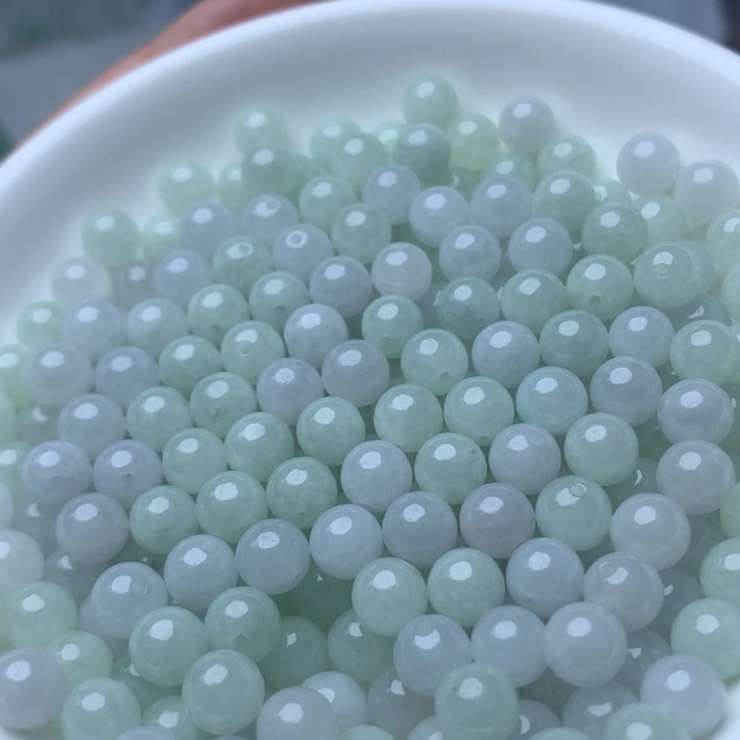 散珠翡翠卡6.3的冰晴绿白珠40个