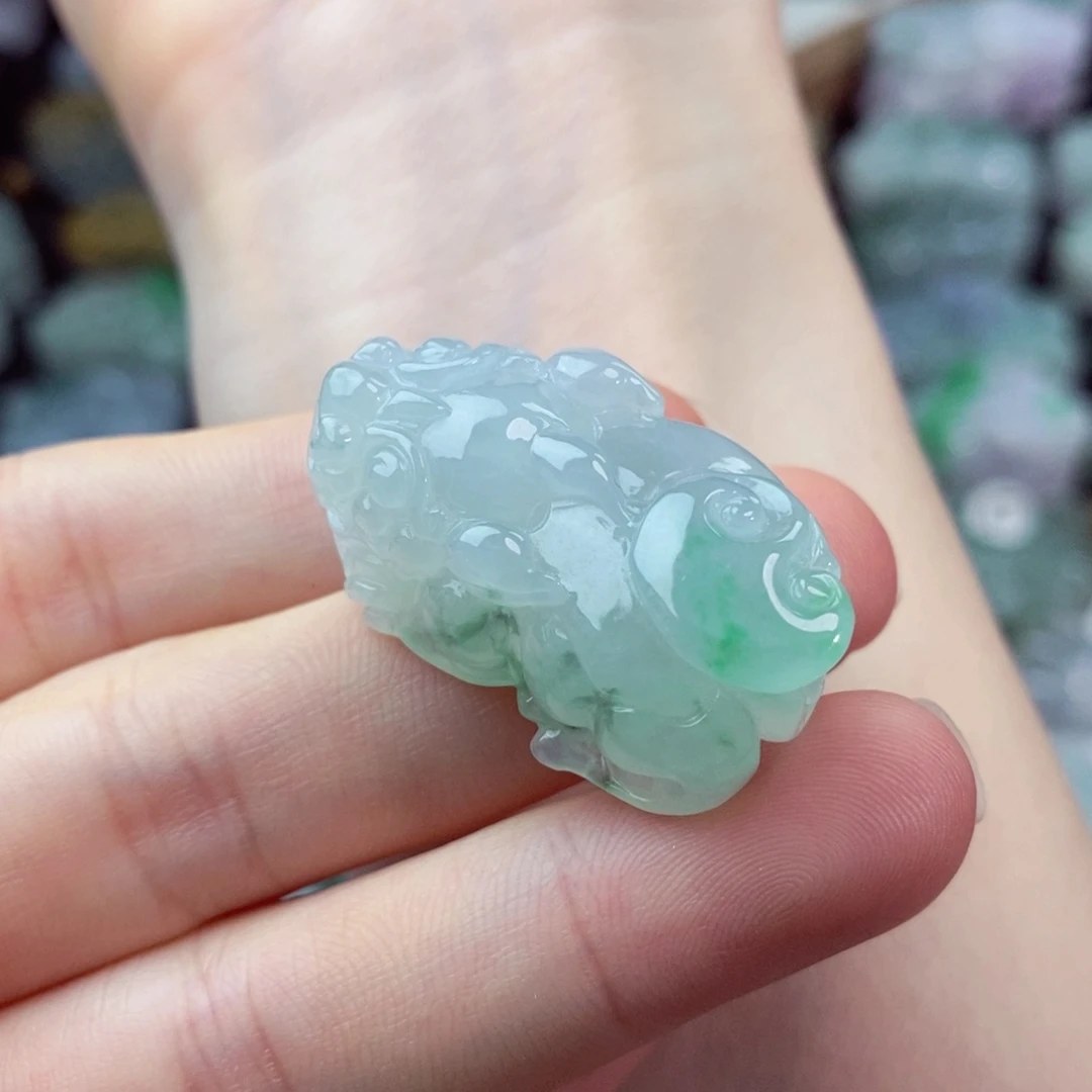 翡翠未镶嵌颈饰天然