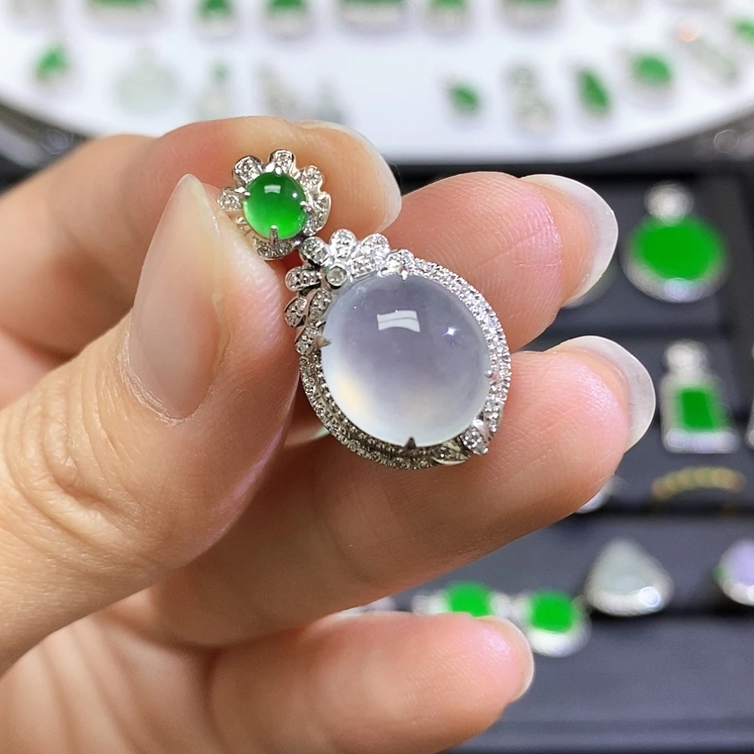 翡翠18K金镶嵌吊坠(不含链)