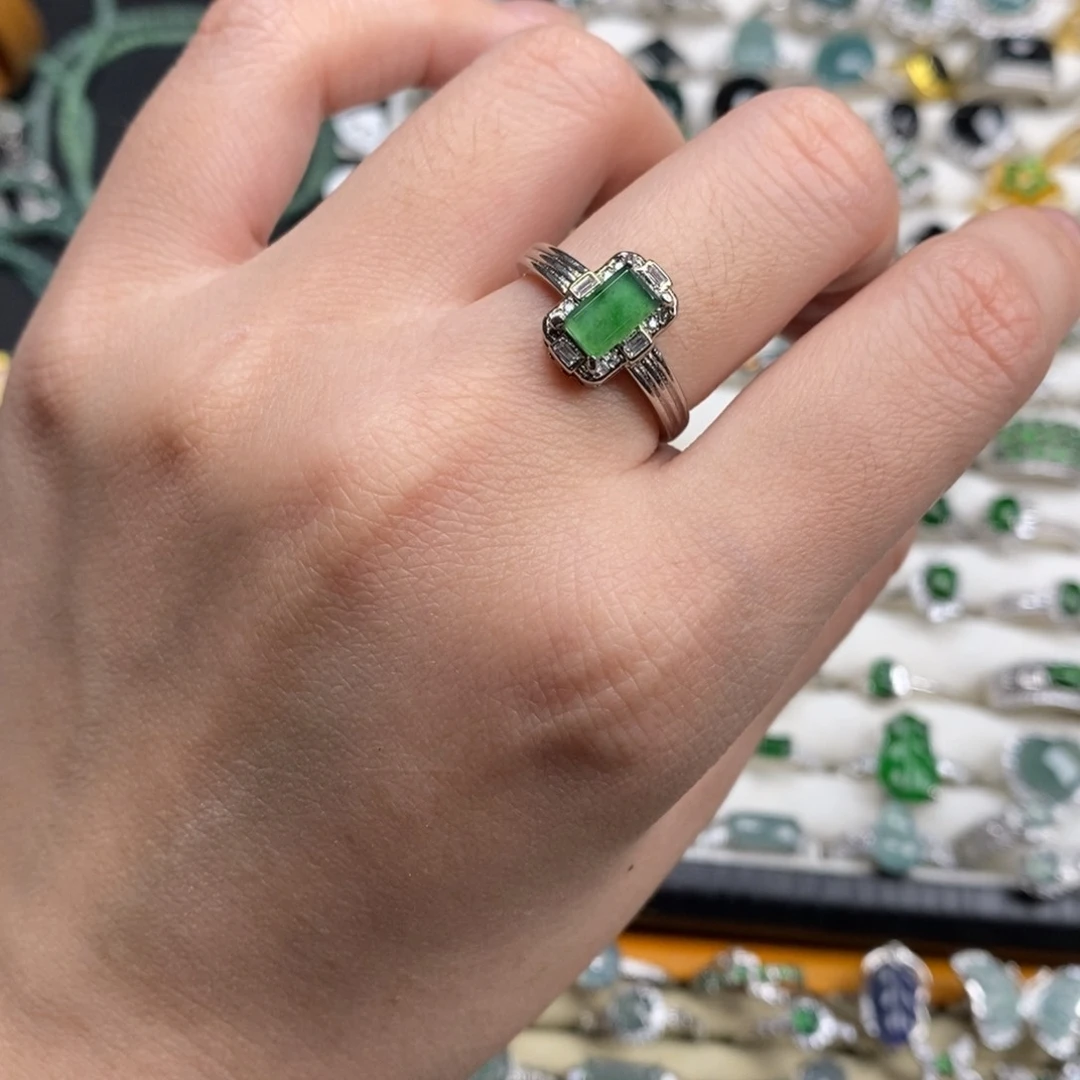 未镶嵌挂件翡翠翡翠