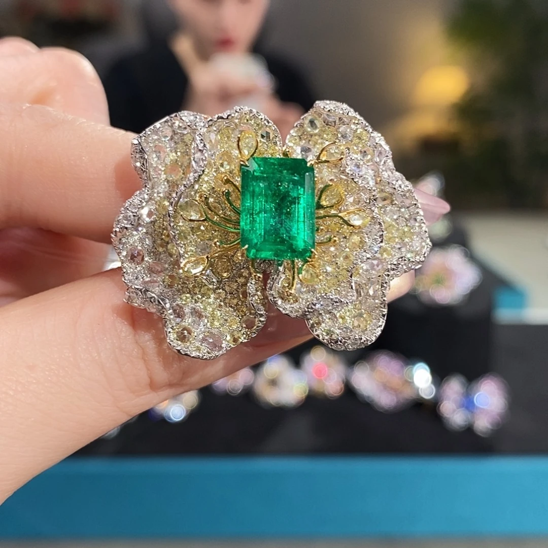 祖母绿18K金镶嵌戒指4.06ct微油vvg潘杰希尔吉尔德两用款