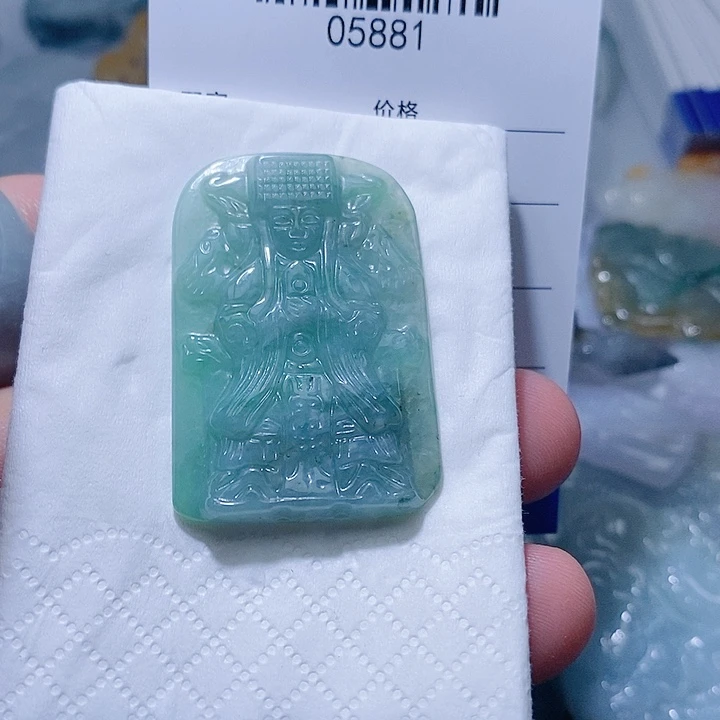 翡翠未镶嵌颈饰天光墟翡翠市场现金代购