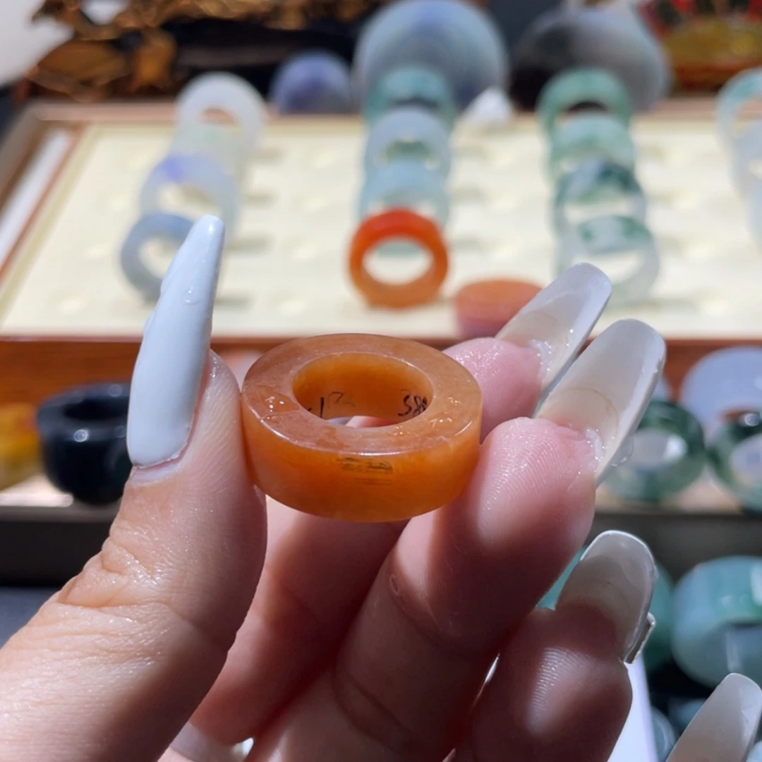 【闪购商品】未镶嵌定制翡翠এ****ޓ天然翡翠