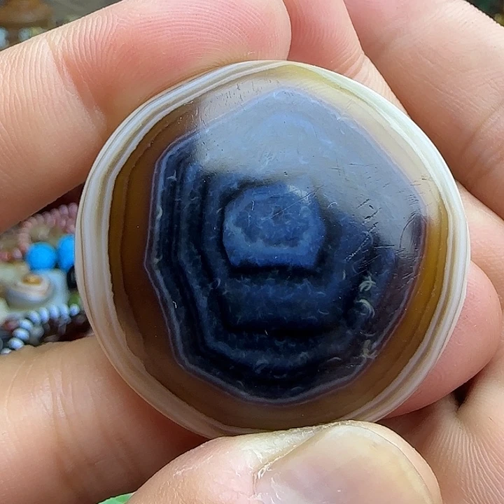 无***的白玉菩提吊坠精品