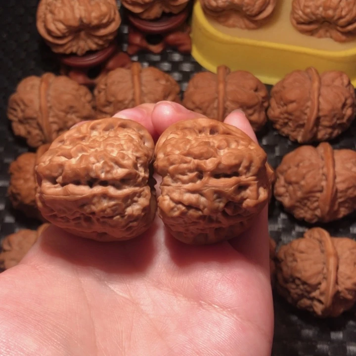 ***文玩核桃把件蛙王