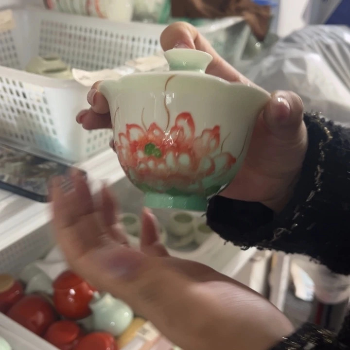 盖碗哈哈哈哈哈哈哈