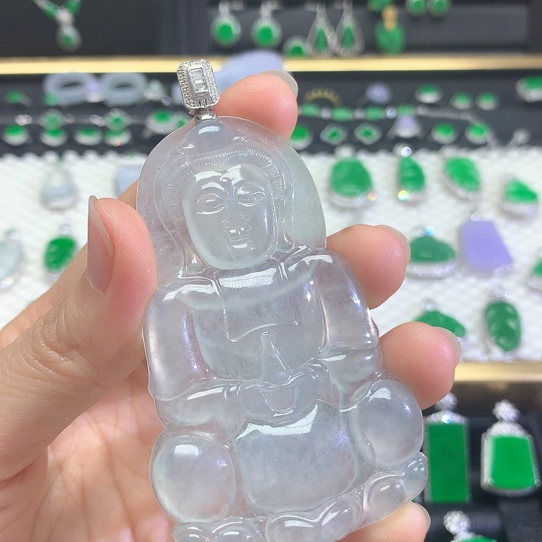 颈饰18K金镶嵌翡翠吊坠