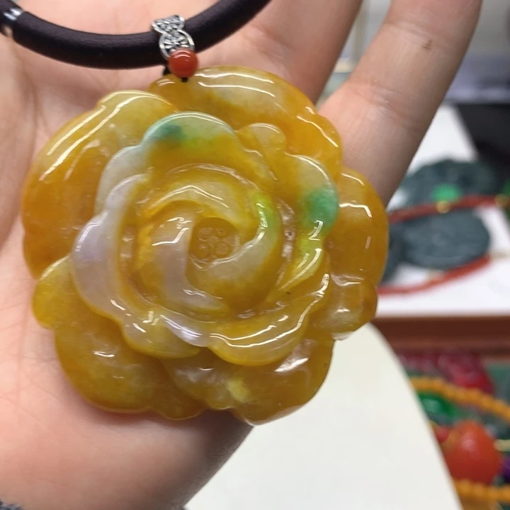 颈饰未镶嵌翡翠吊坠