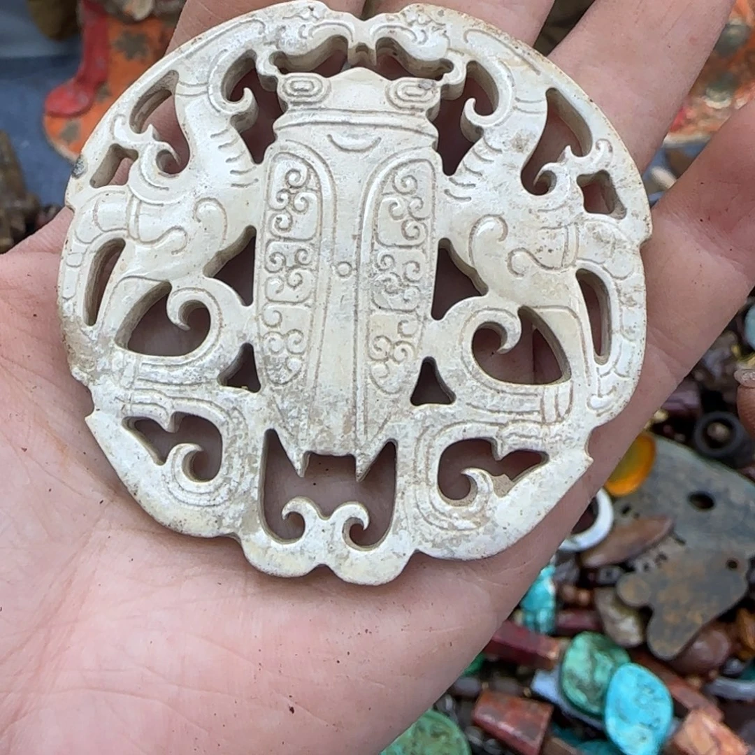 未镶嵌和田玉（糖玉）挂件