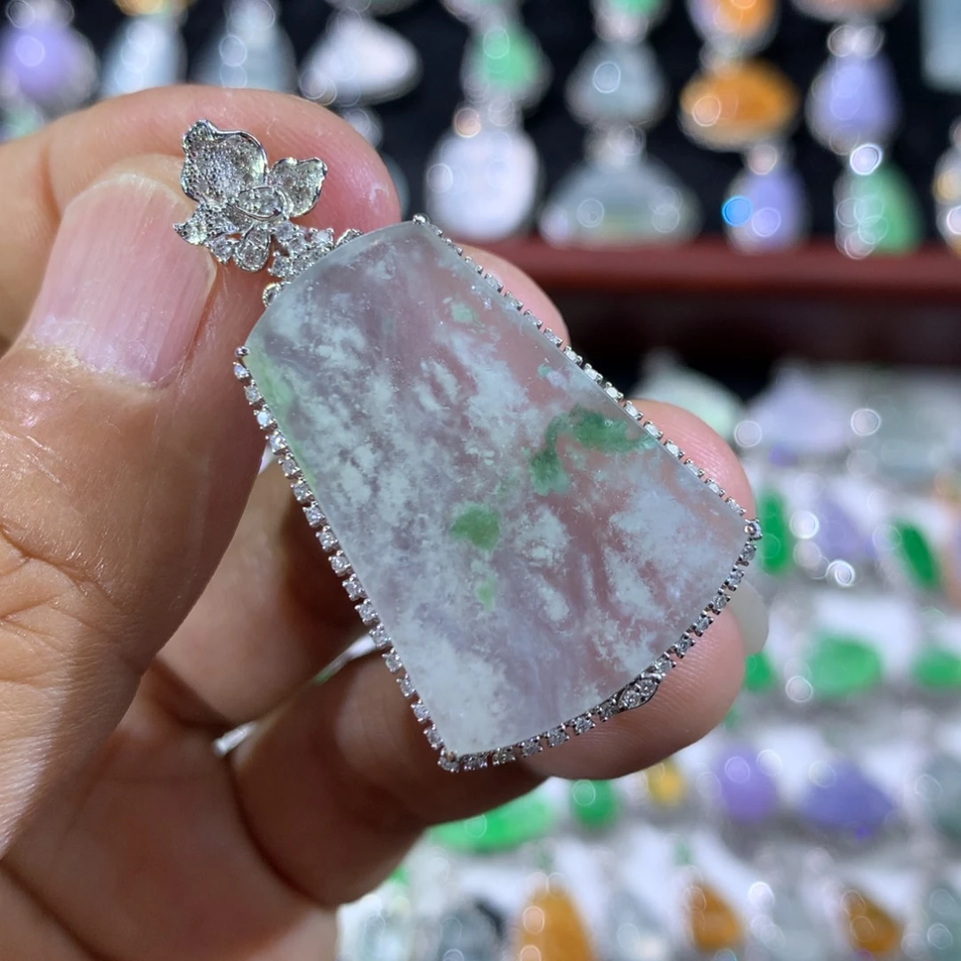 翡翠18K金镶嵌吊坠(不含链)