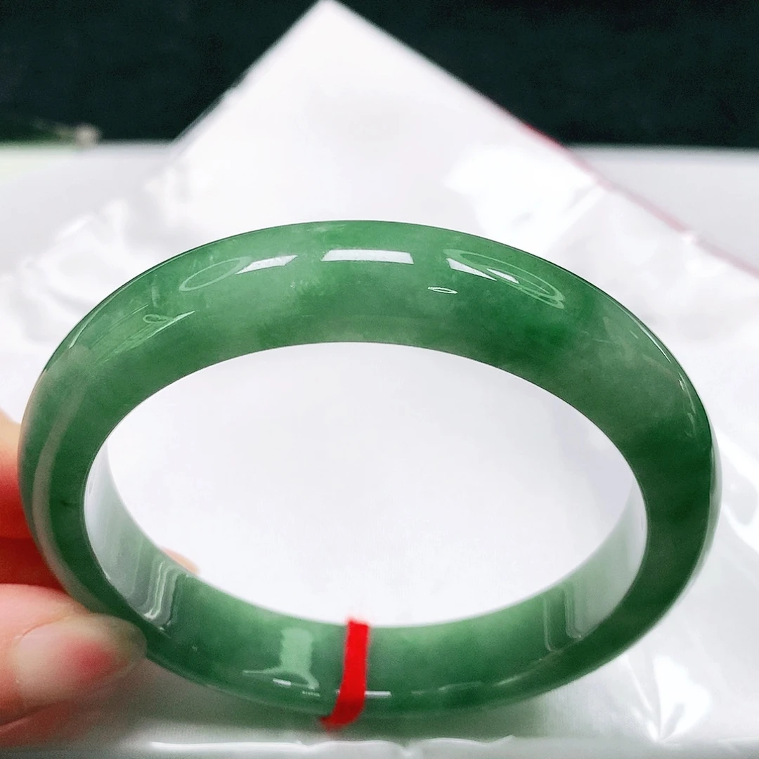 翡翠手镯未镶嵌51 号翡翠手镯 62.2圈口