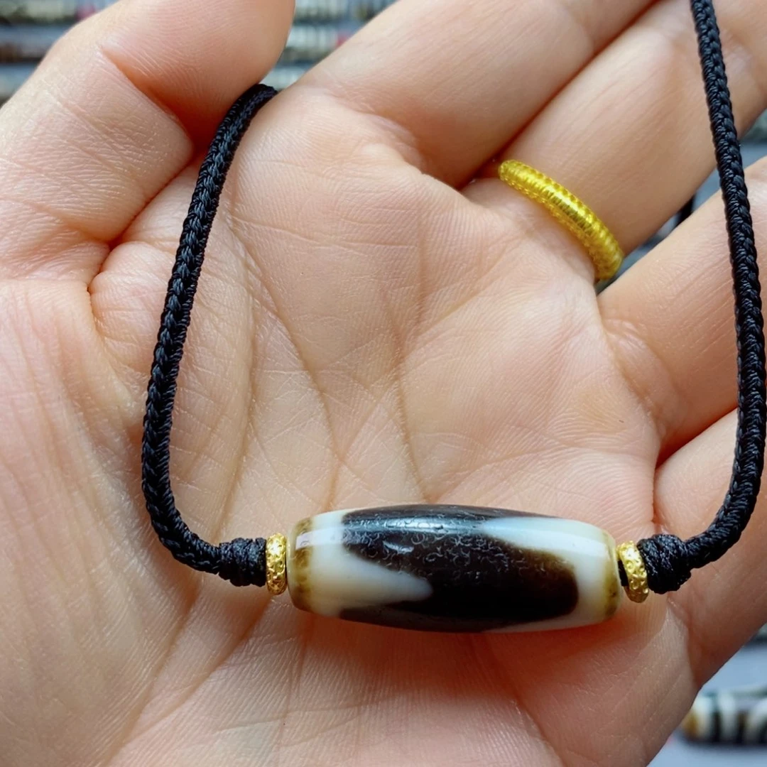 玛瑙/玉髓颈饰合金