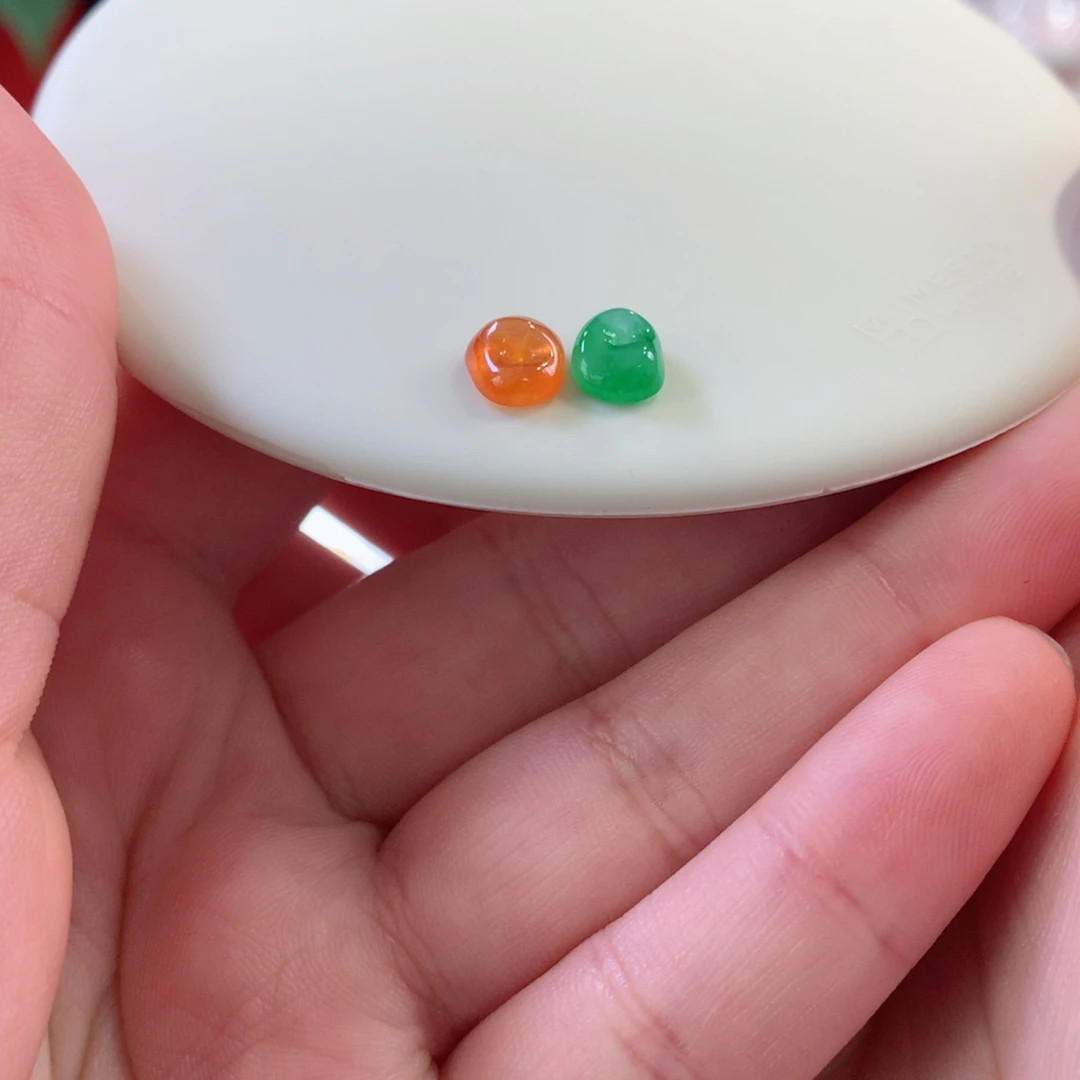 未镶嵌手串翡翠一对