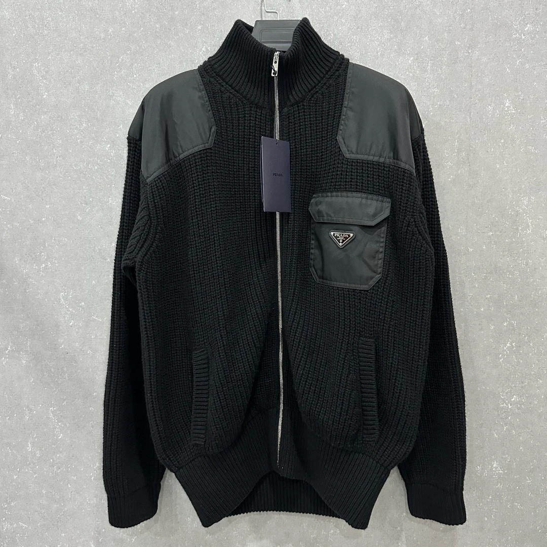 未使用 Prada/普拉达 三角标尼龙拼接针织毛衣外套50码006290