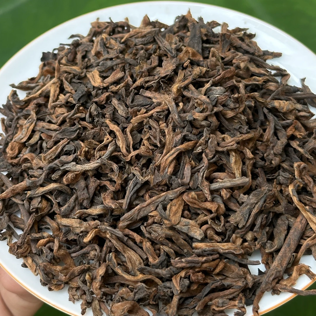2017年班章五寨大金芽熟茶云南普洱茶散茶