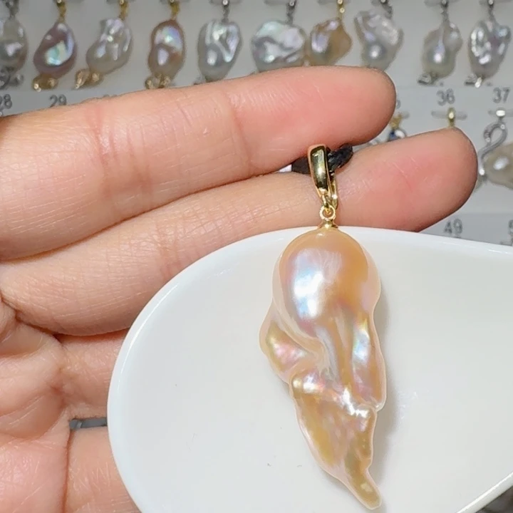 颈饰淡水珍珠未镶嵌