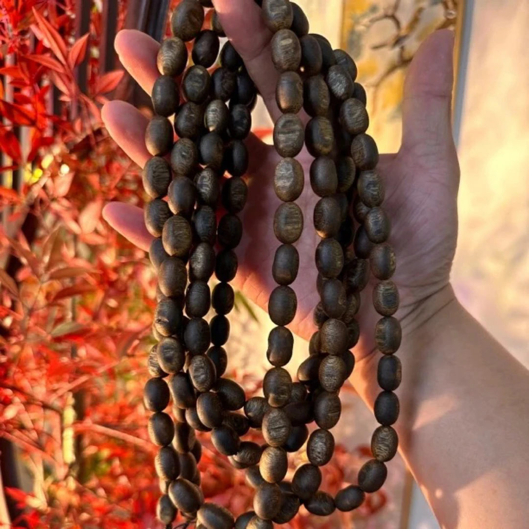 沉香乌身棋楠留疤40克多圈古树沉香多样性发一条